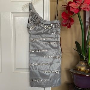 Size 3 silver one shoulder elegant beautiful dress with sequins